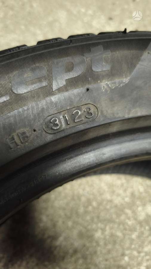 Hankook Winter Icept rs3, winter 215/55 R17