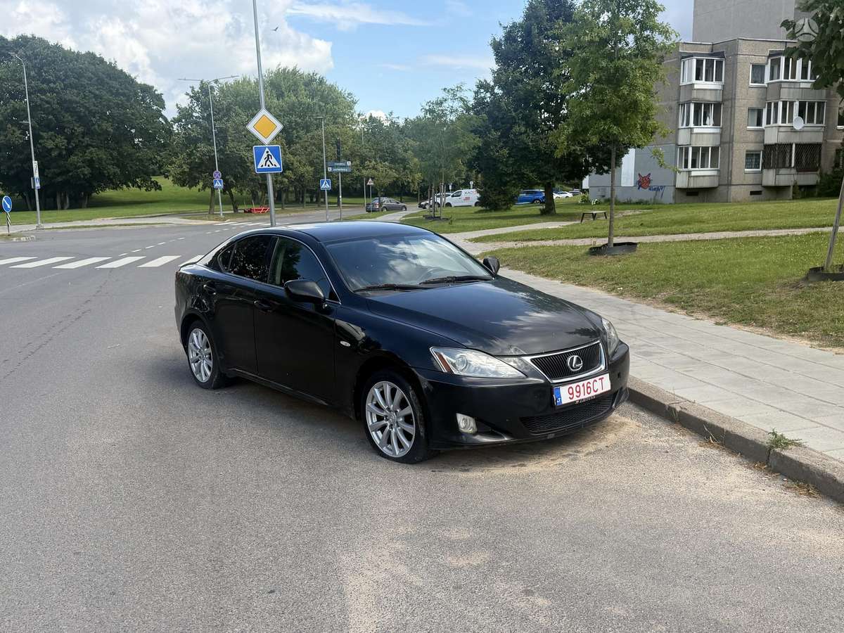 Lexus IS 220, 2.2 l., Седан