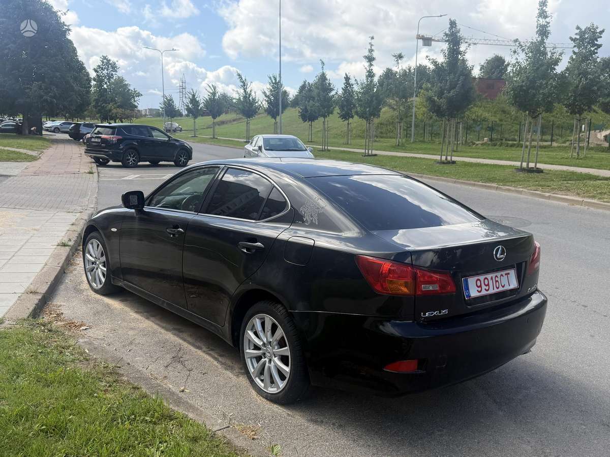 Lexus IS 220, 2.2 l., Седан