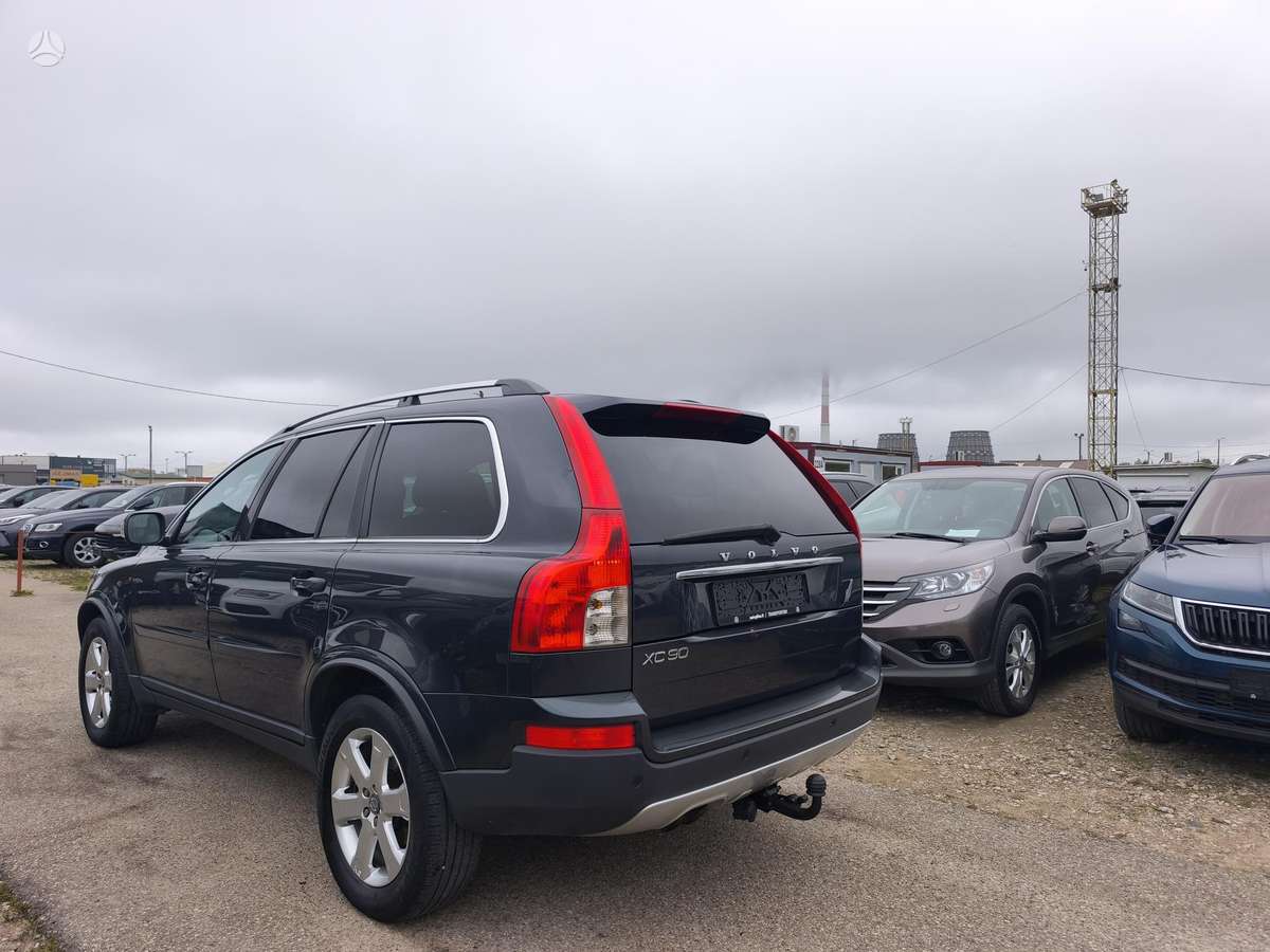 Volvo XC90 - 6