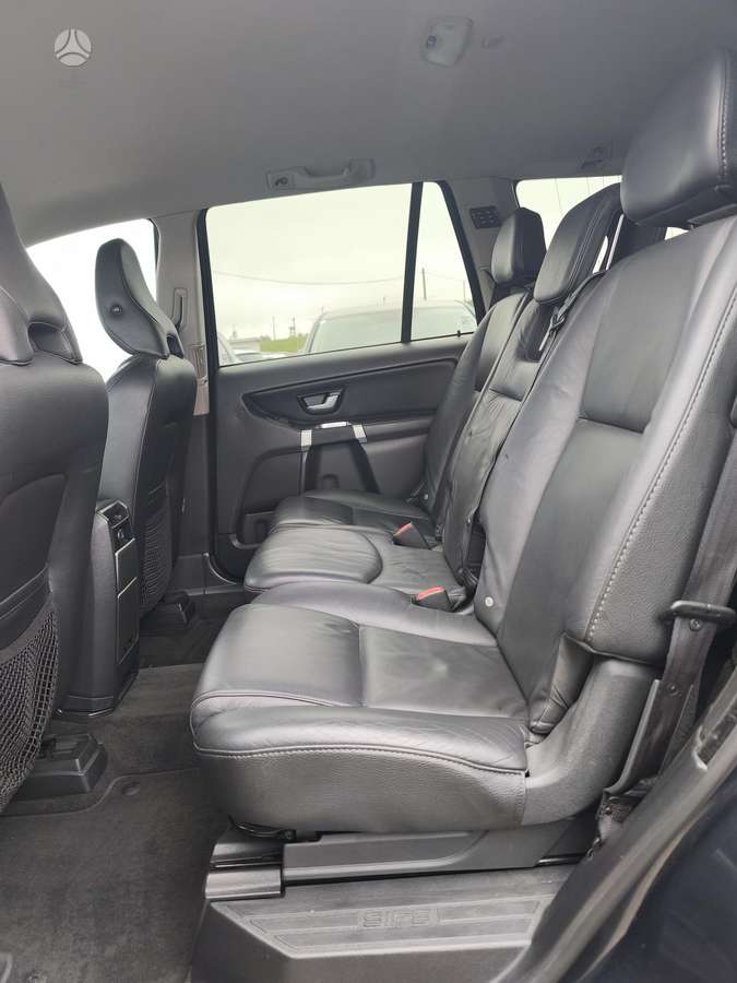 Volvo XC90 - 9