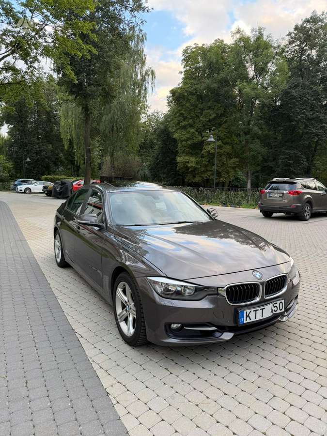 BMW 328, 2.0 l., Седан