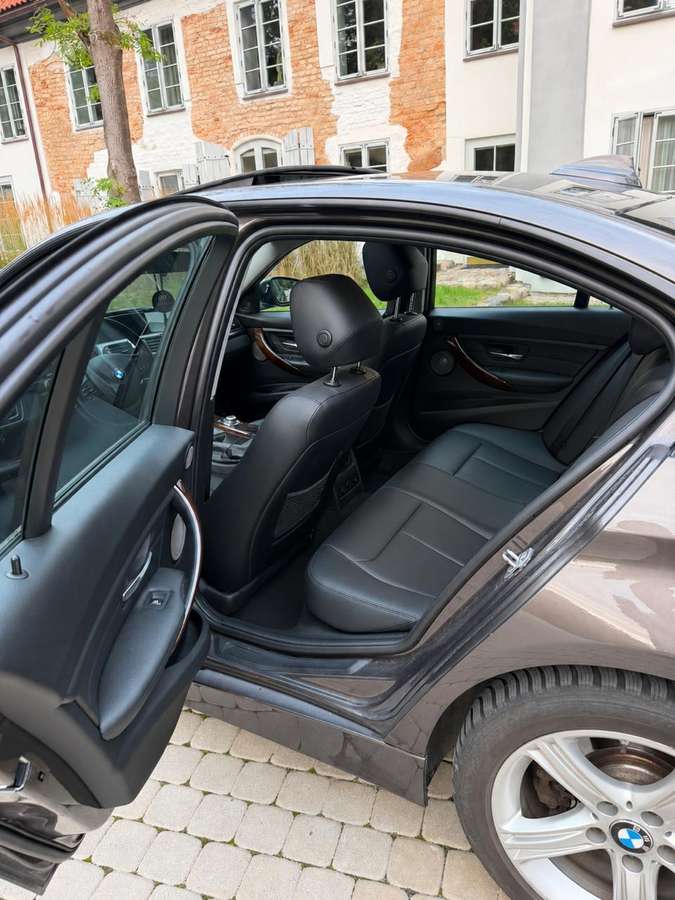 BMW 328, 2.0 l., Седан