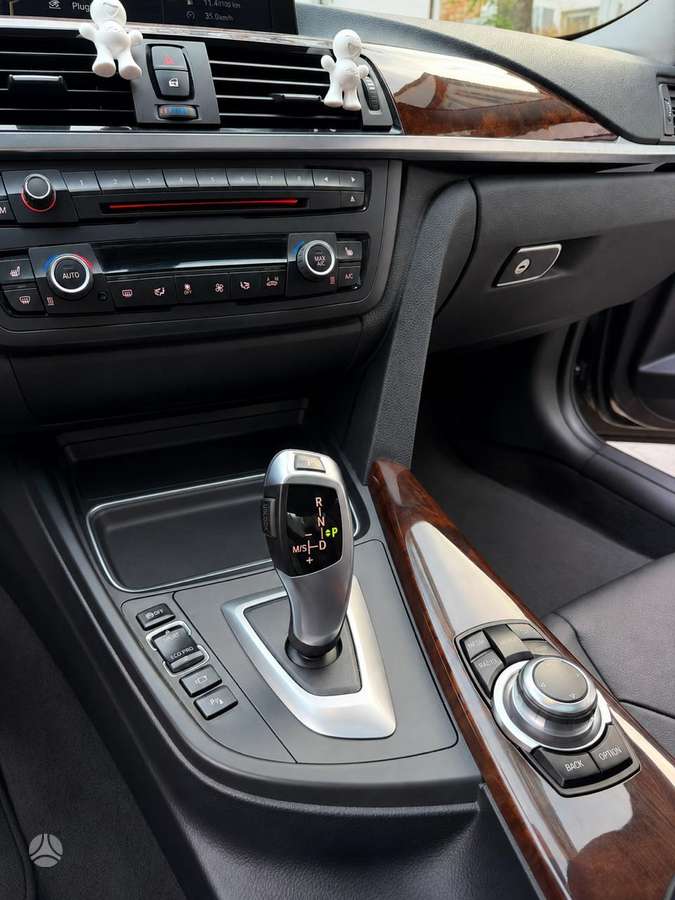 BMW 328, 2.0 l., Седан