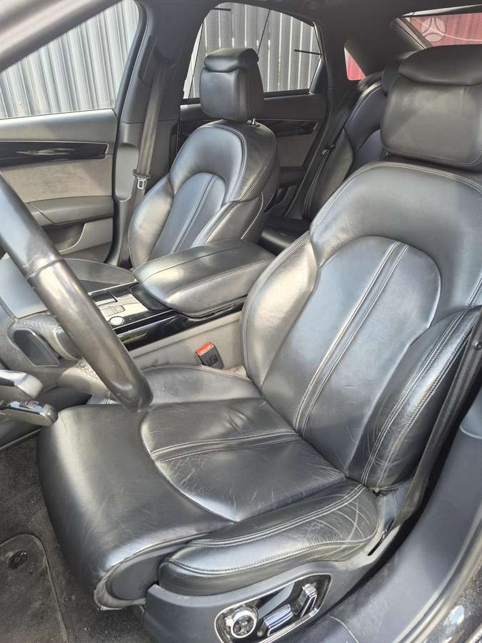 Audi A8, 3.0 l., sedanas
