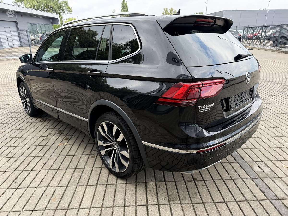 Volkswagen Tiguan Allspace - 4