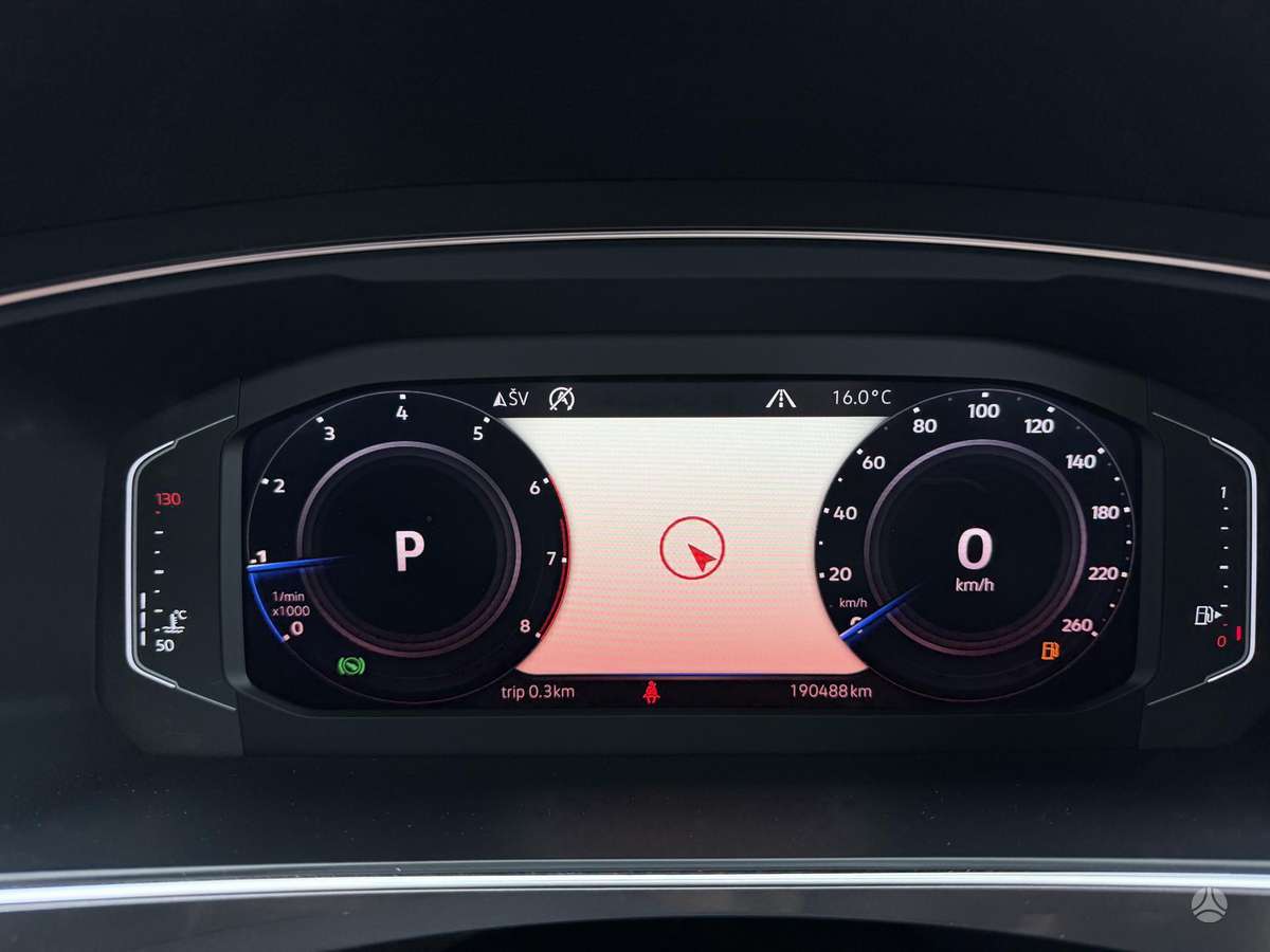 Volkswagen Tiguan Allspace - 9