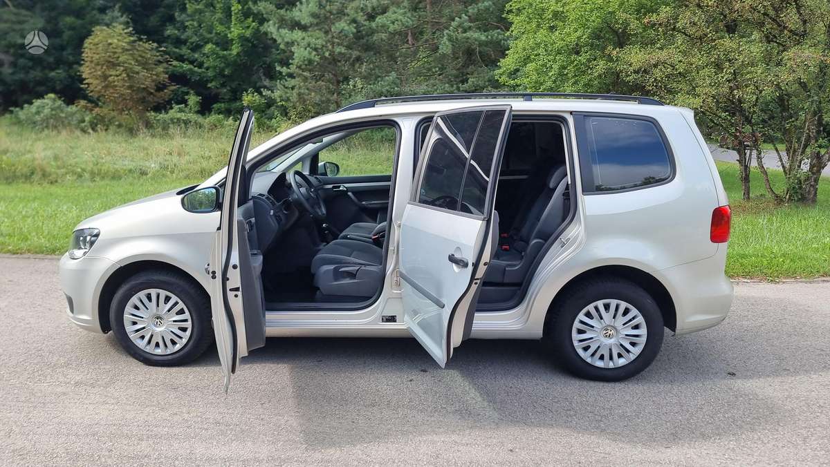 Volkswagen Touran - 7