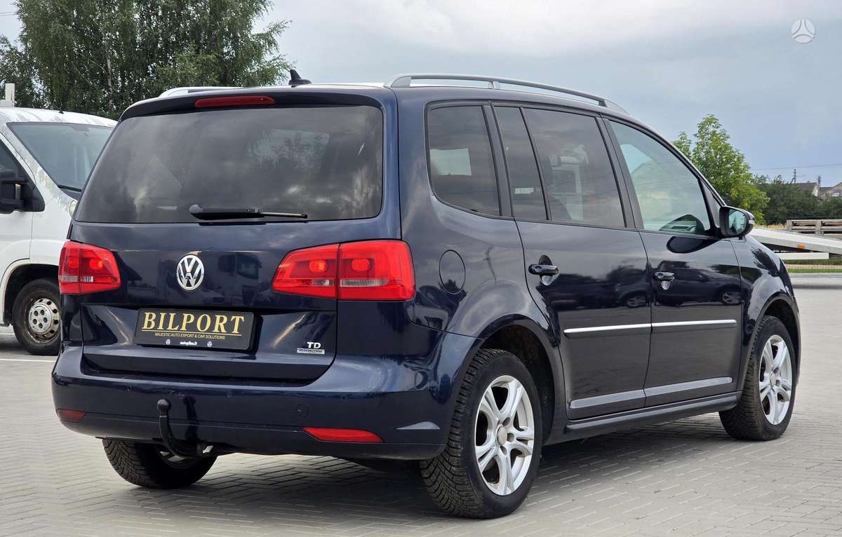 Volkswagen Touran - 6
