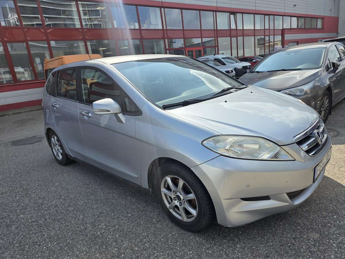 Honda FR-V, 2.2 l., Минивэн