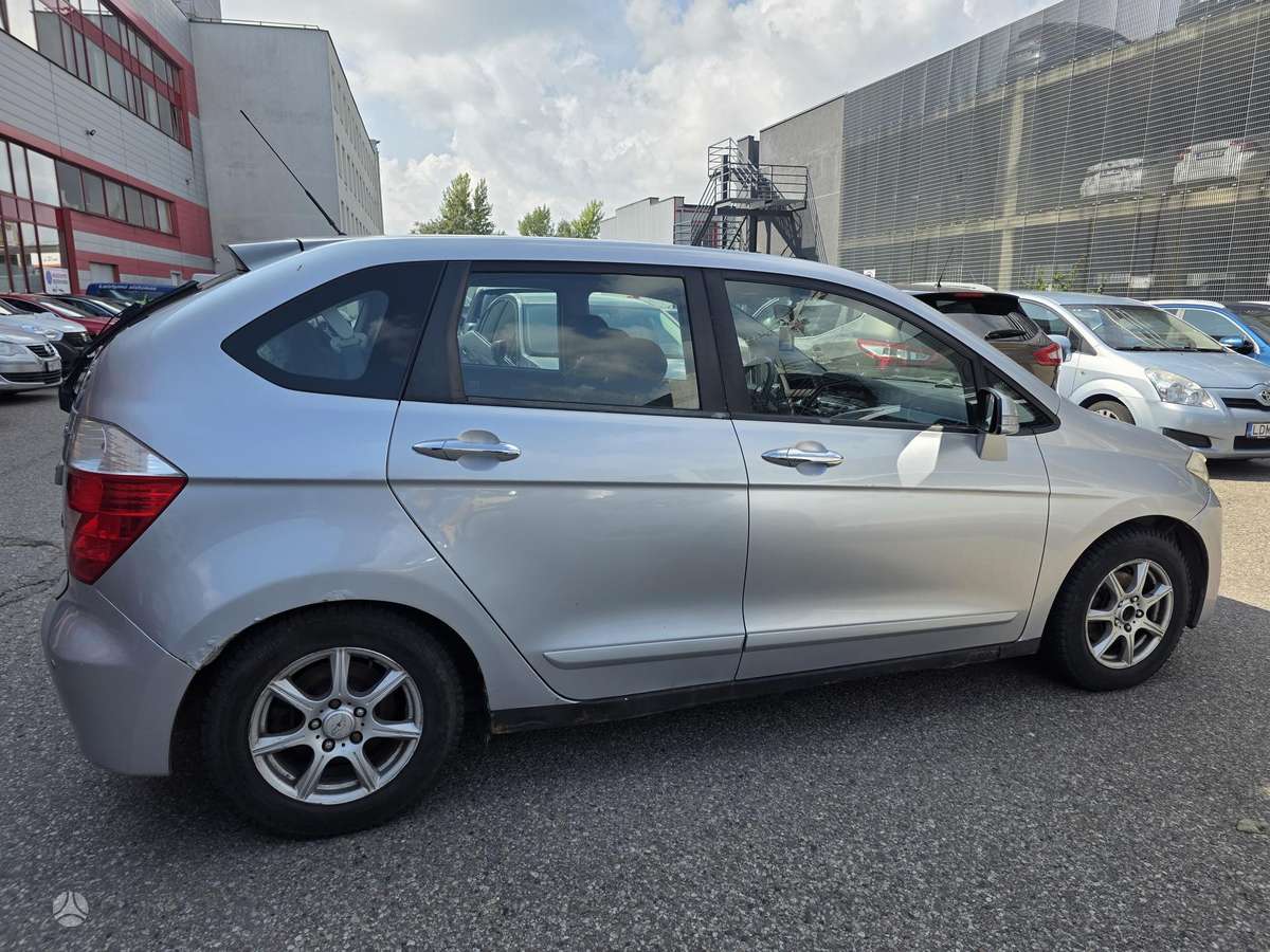 Honda FR-V, 2.2 l., Минивэн