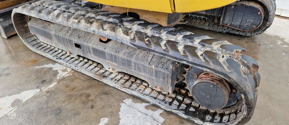 Caterpillar 302.7D CR, mini ekskavatoriai