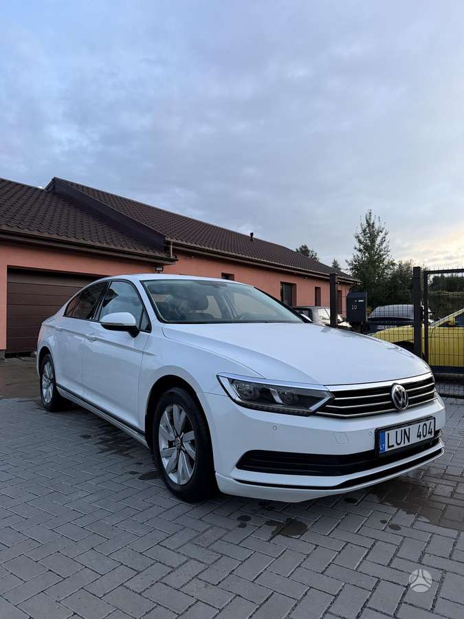 Volkswagen Passat - 6