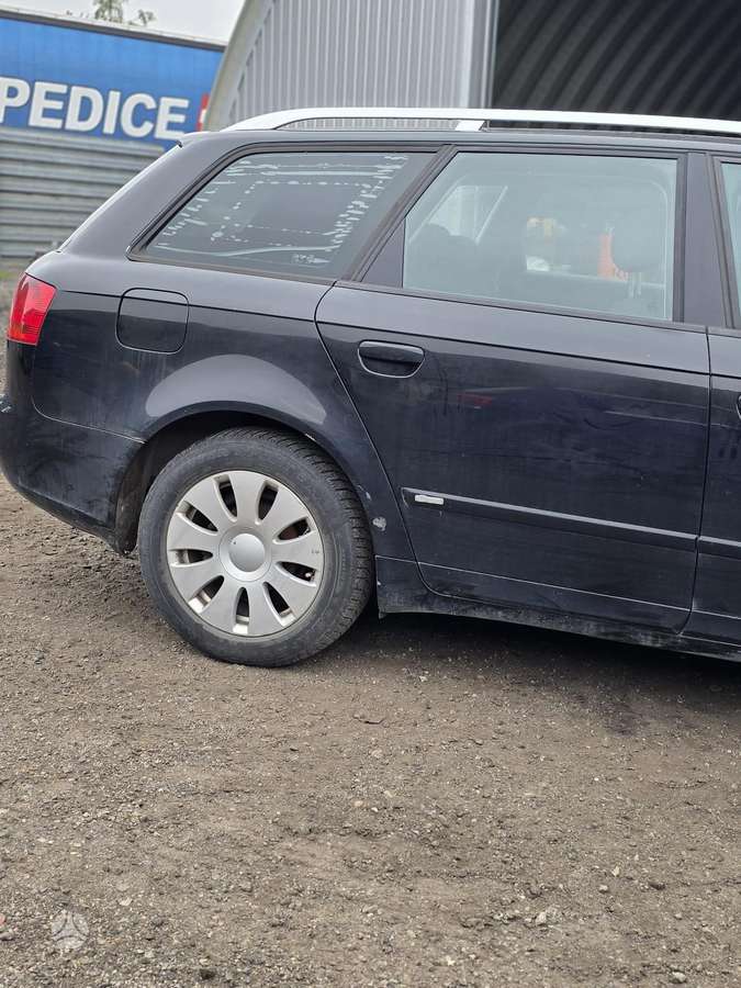 Audi A4 kėbulo dalys