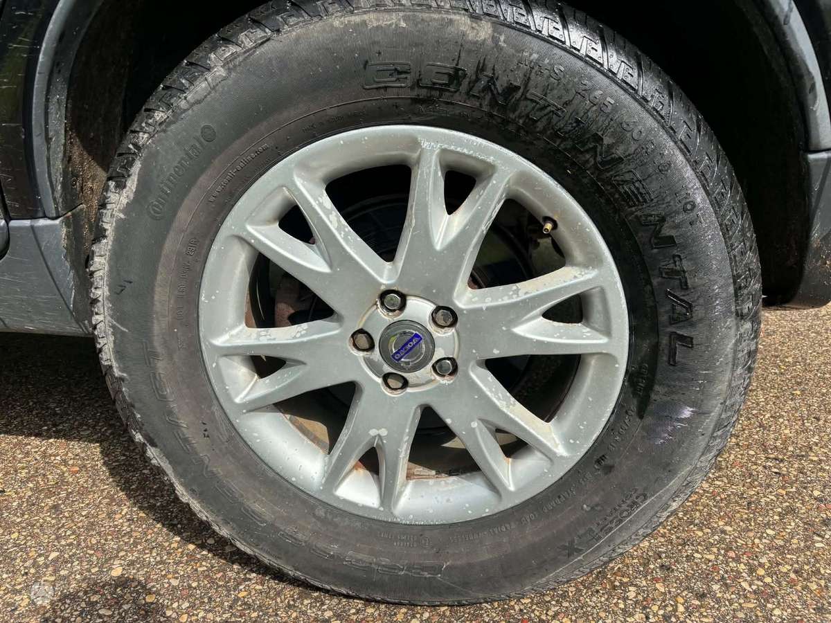 Volvo XC90, 452, Dalimis