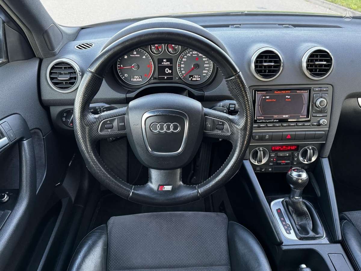 Audi A3, 1.6 l., Хэтчбек