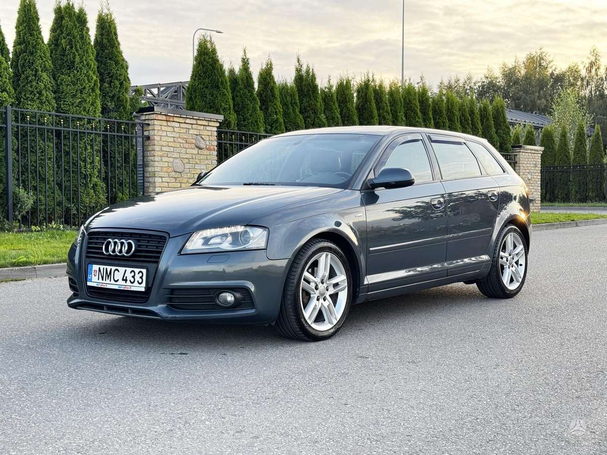 Audi A3, 1.6 l., Хэтчбек