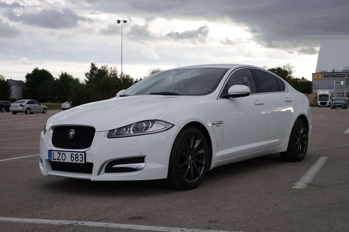 Jaguar XF, 2.2 l., Седан
