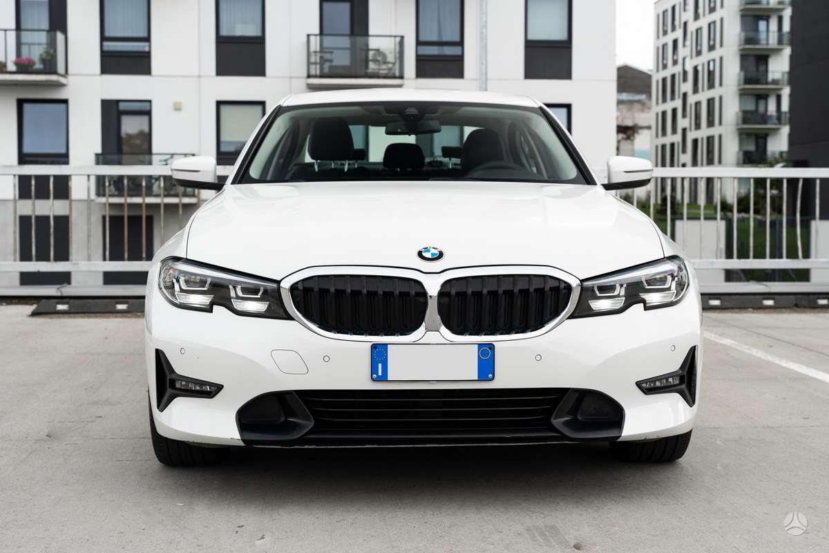 BMW 320, 2.0 l., Седан