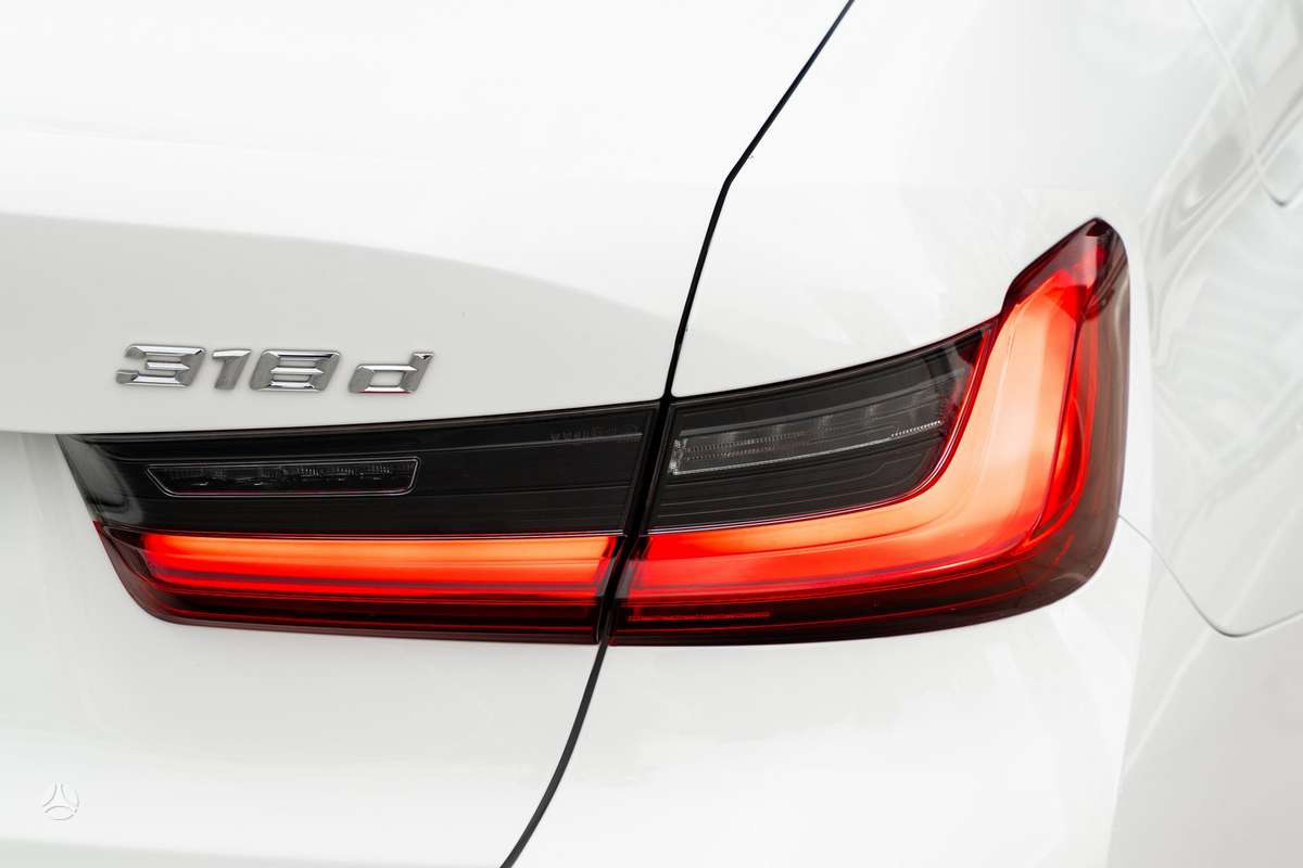 BMW 320, 2.0 l., Седан