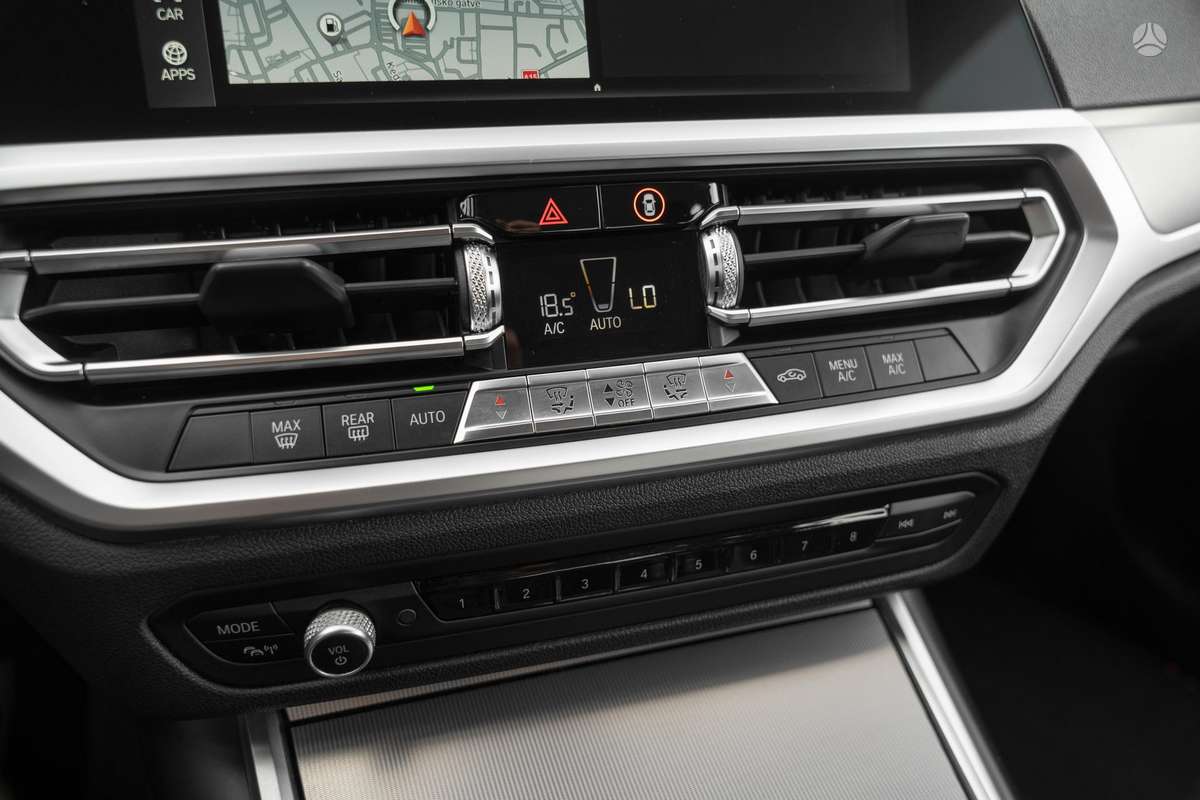 BMW 320, 2.0 l., Седан