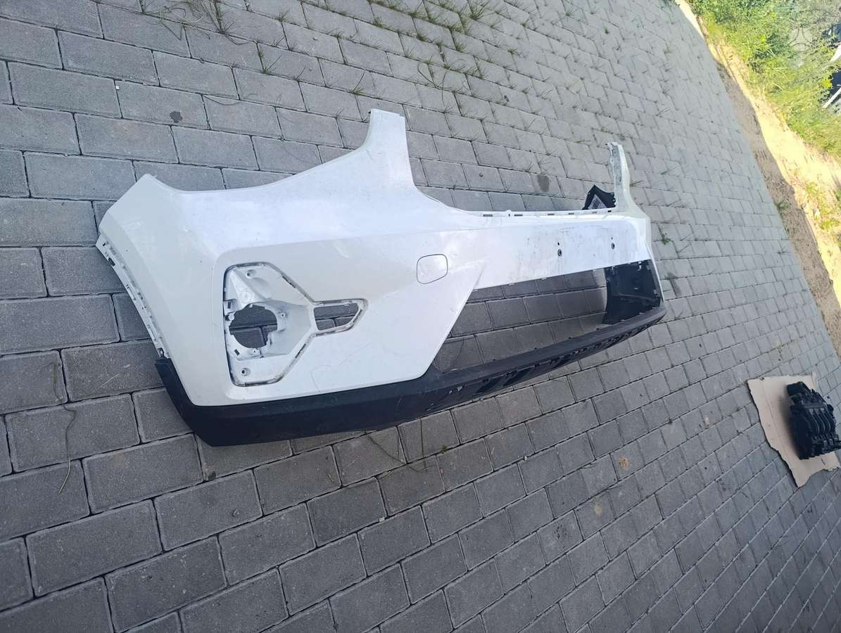 Volvo XC40, 32136097, Giaras