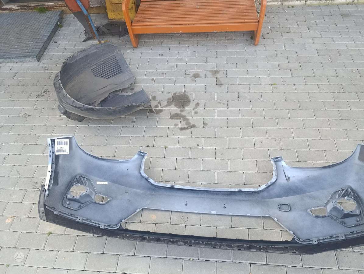 Volvo XC40, 32136097, Giaras