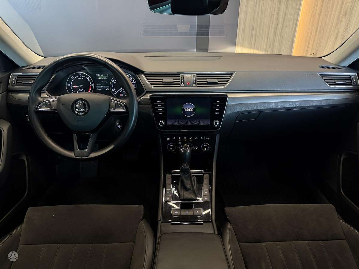 Skoda Superb, 2.0 l., Хэтчбек
