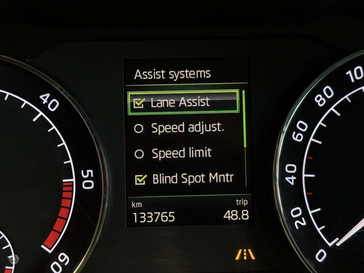 Skoda Superb, 2.0 l., Хэтчбек