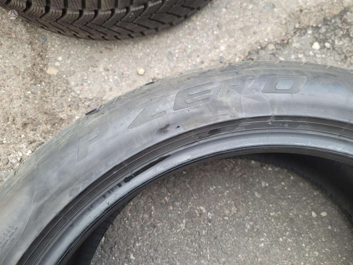 Pirelli +285/40-21, summer 315/35 R21