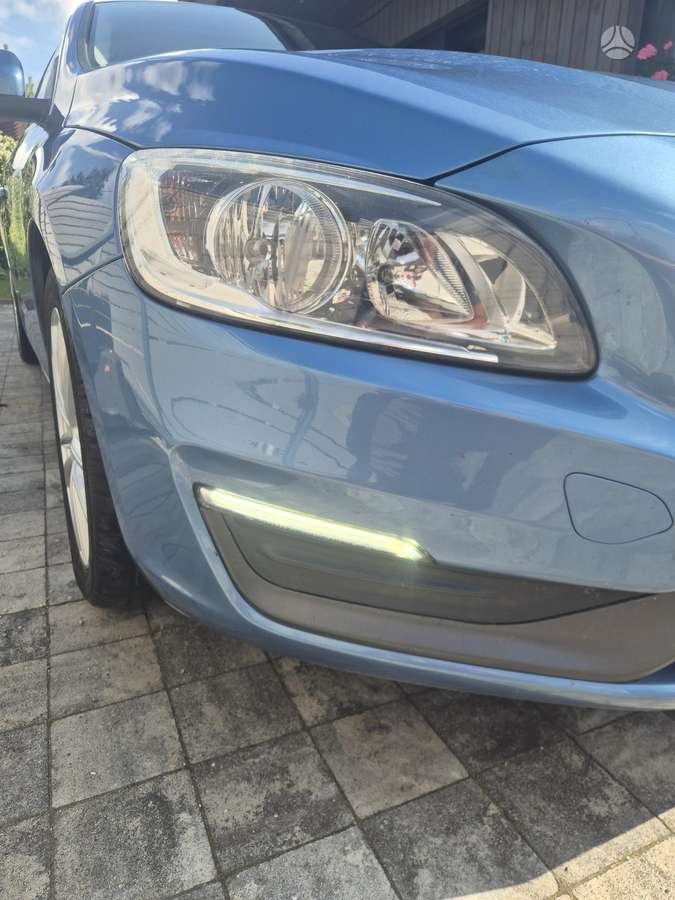 Volvo V60, 2.0 l., Универсал