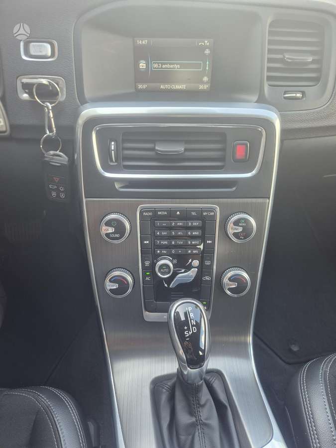 Volvo V60, 2.0 l., Универсал