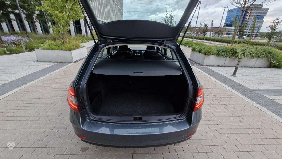 Škoda Octavia - 2