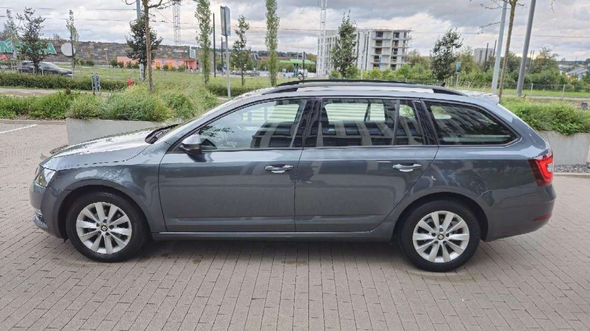 Škoda Octavia - 8