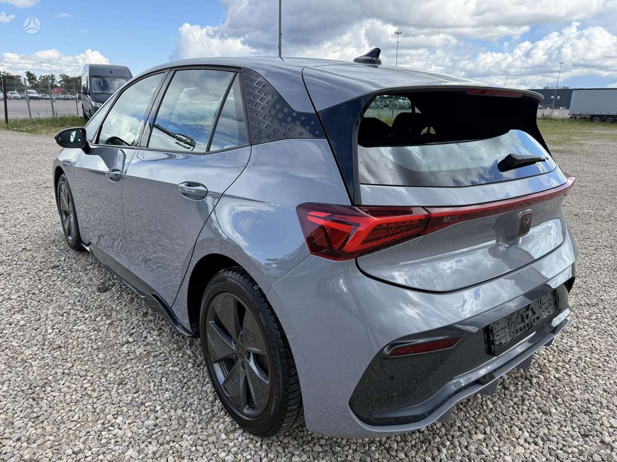 Cupra Born, 62 kWh, hatchback