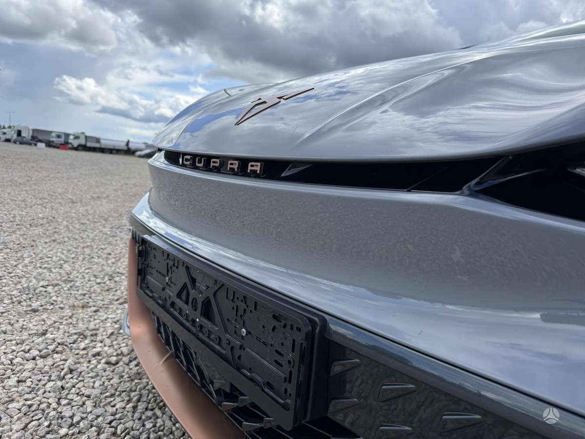Cupra Born, 62 kWh, hatchback