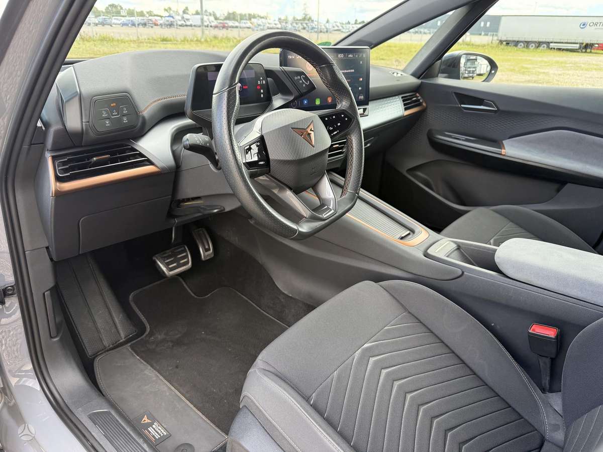 Cupra Born, 62 kWh, hatchback