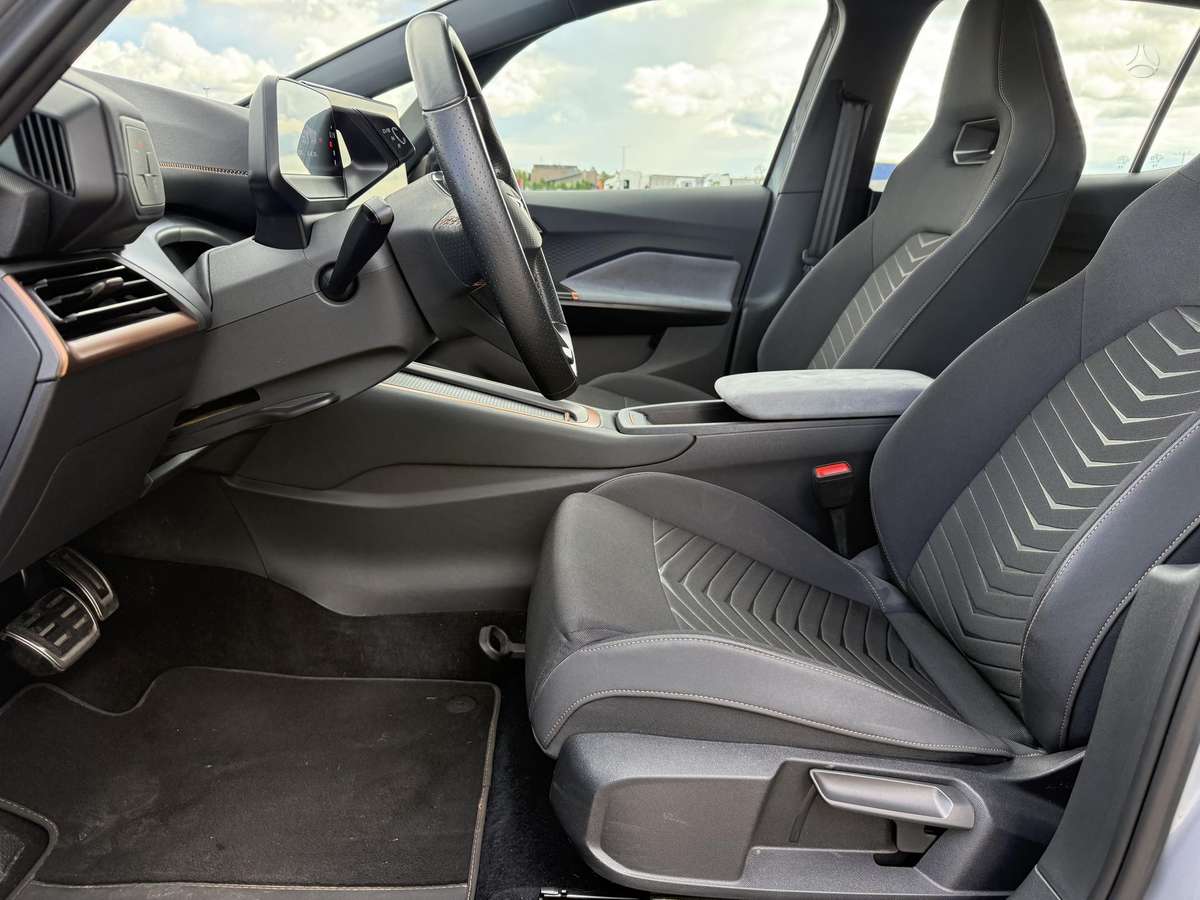 Cupra Born, 62 kWh, hatchback