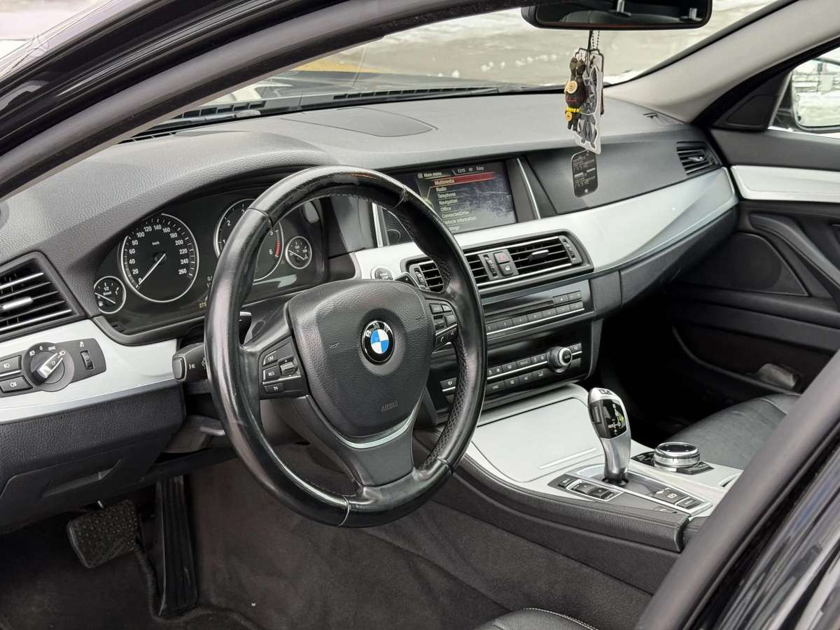BMW 520, 2.0 l., wagon