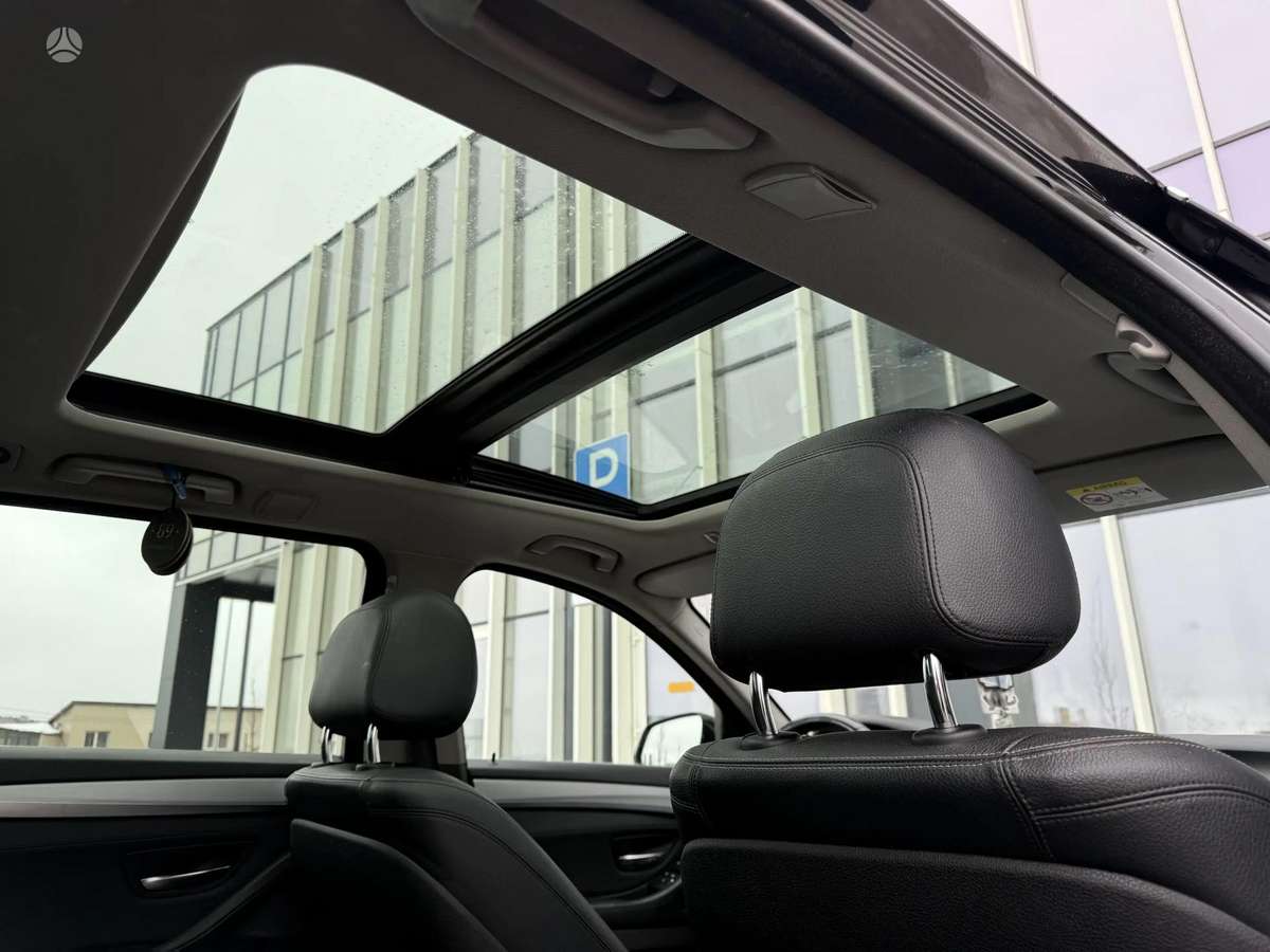 BMW 520, 2.0 l., wagon