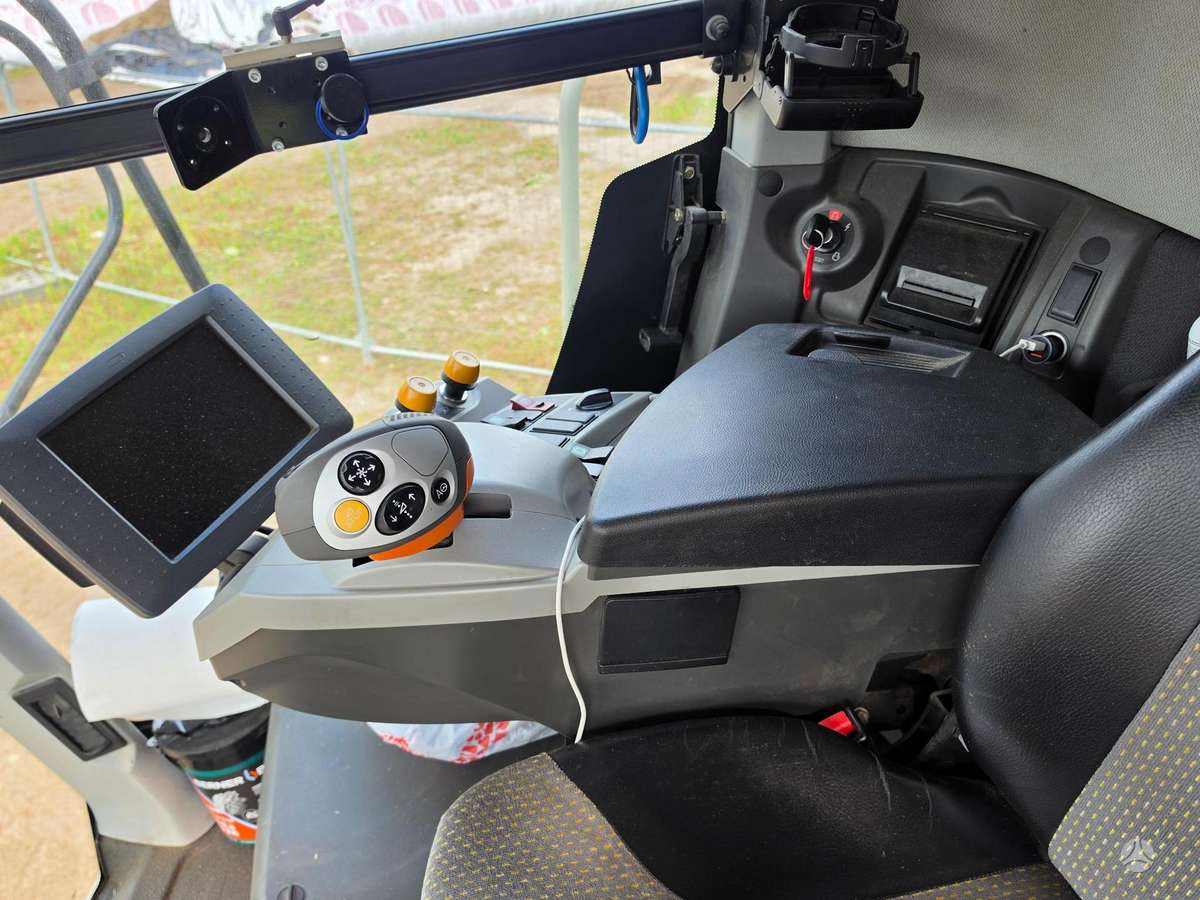 Claas Lexion 770TT, kombainai