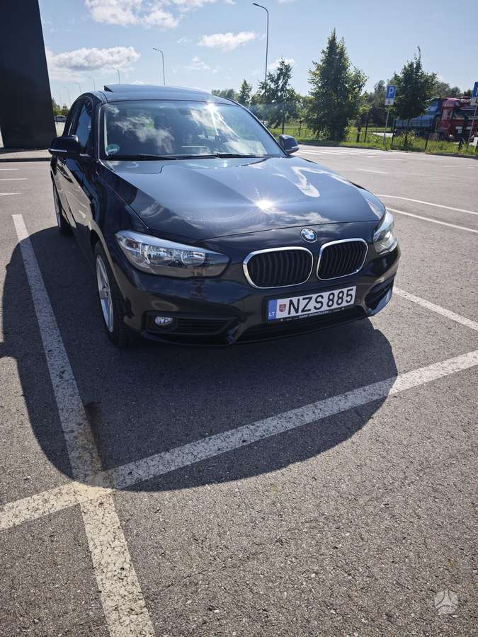 BMW 118, 2.0 l., Хэтчбек