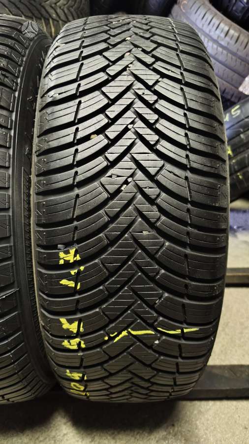 Kleber Quadraxer2, universalios 205/55 R17