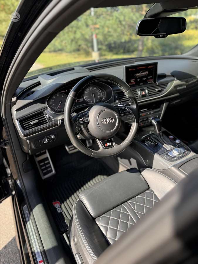 Audi S6, 4.0 l., Седан
