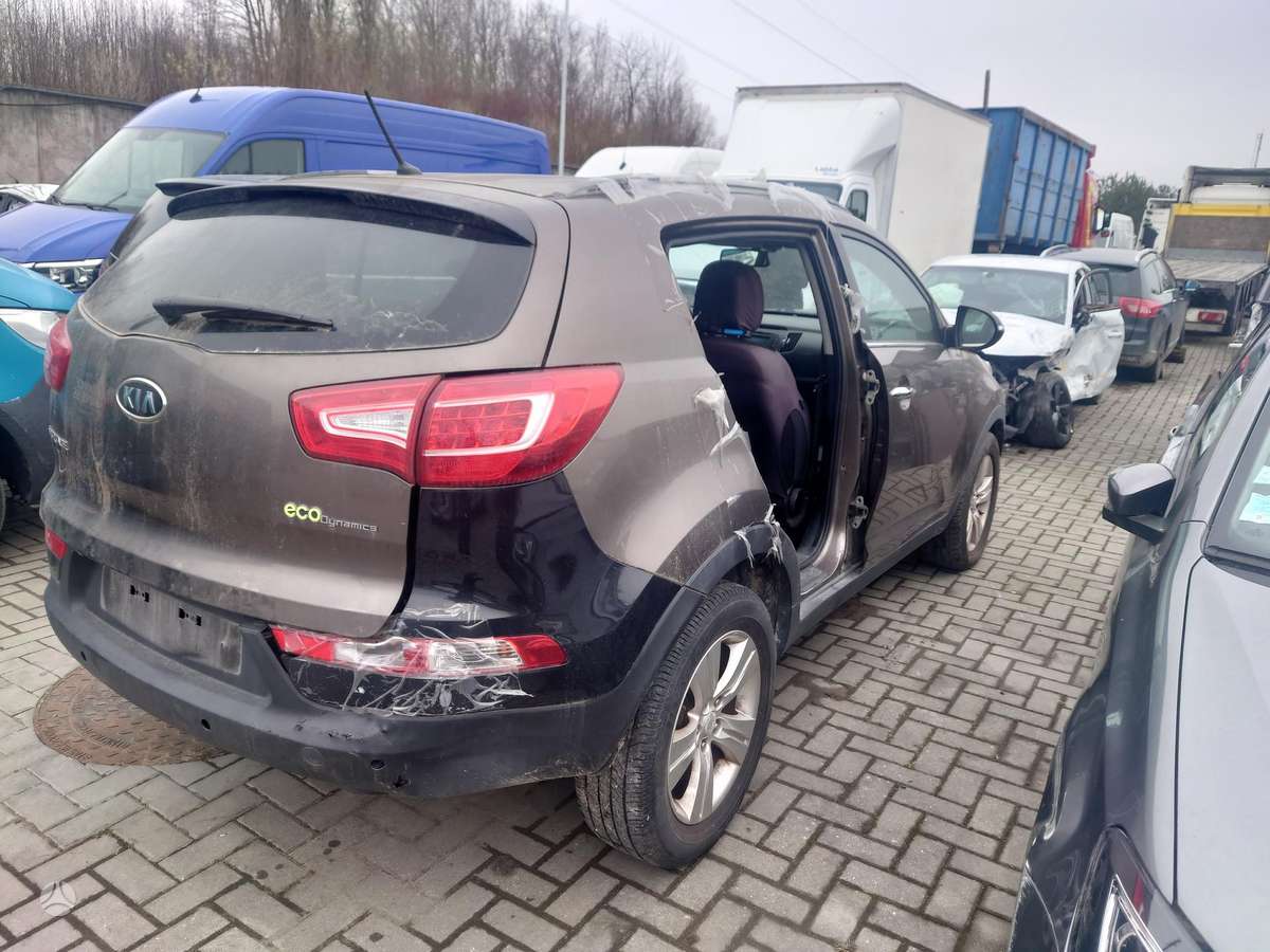 Kia Sportage по частям