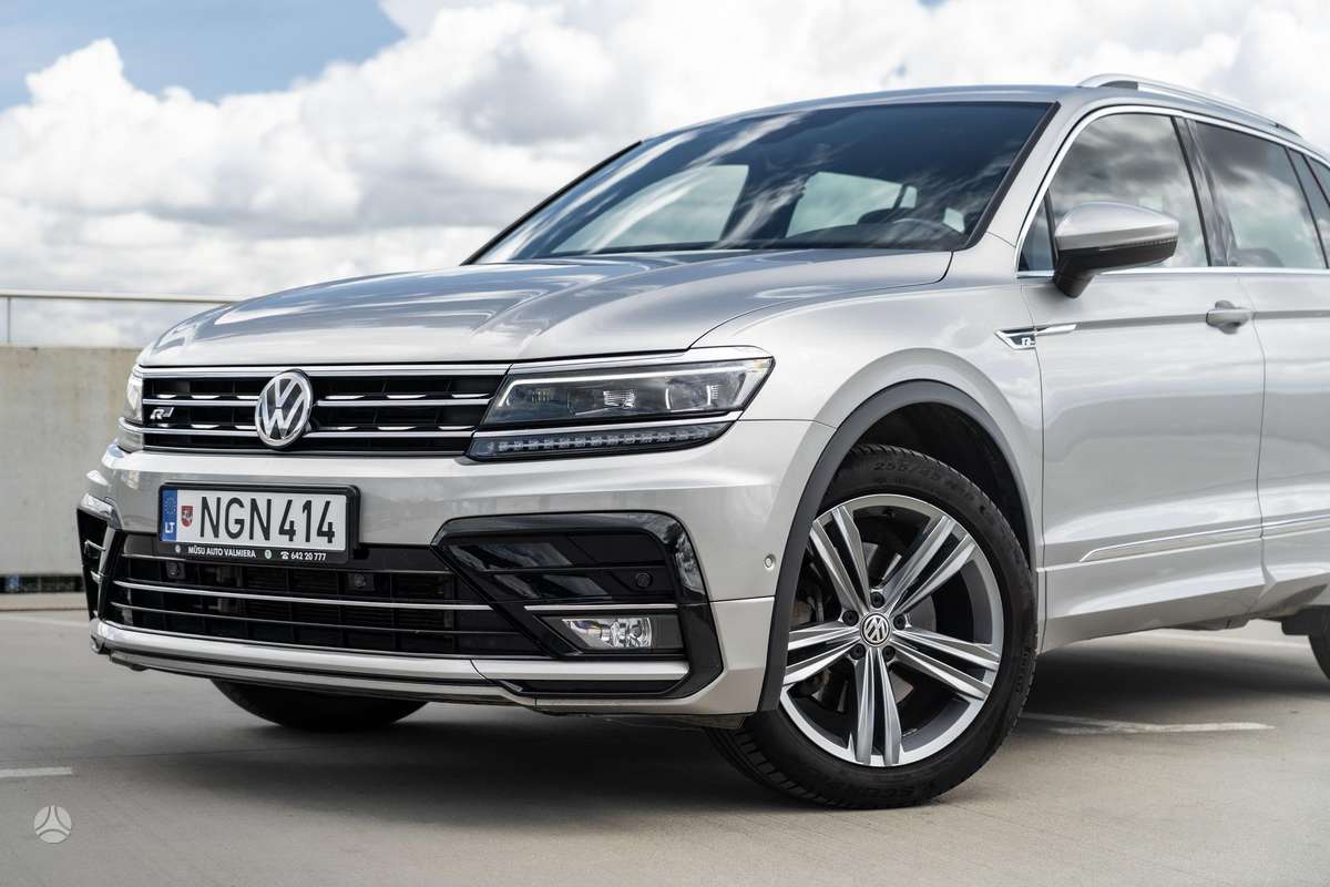Volkswagen Tiguan - 2