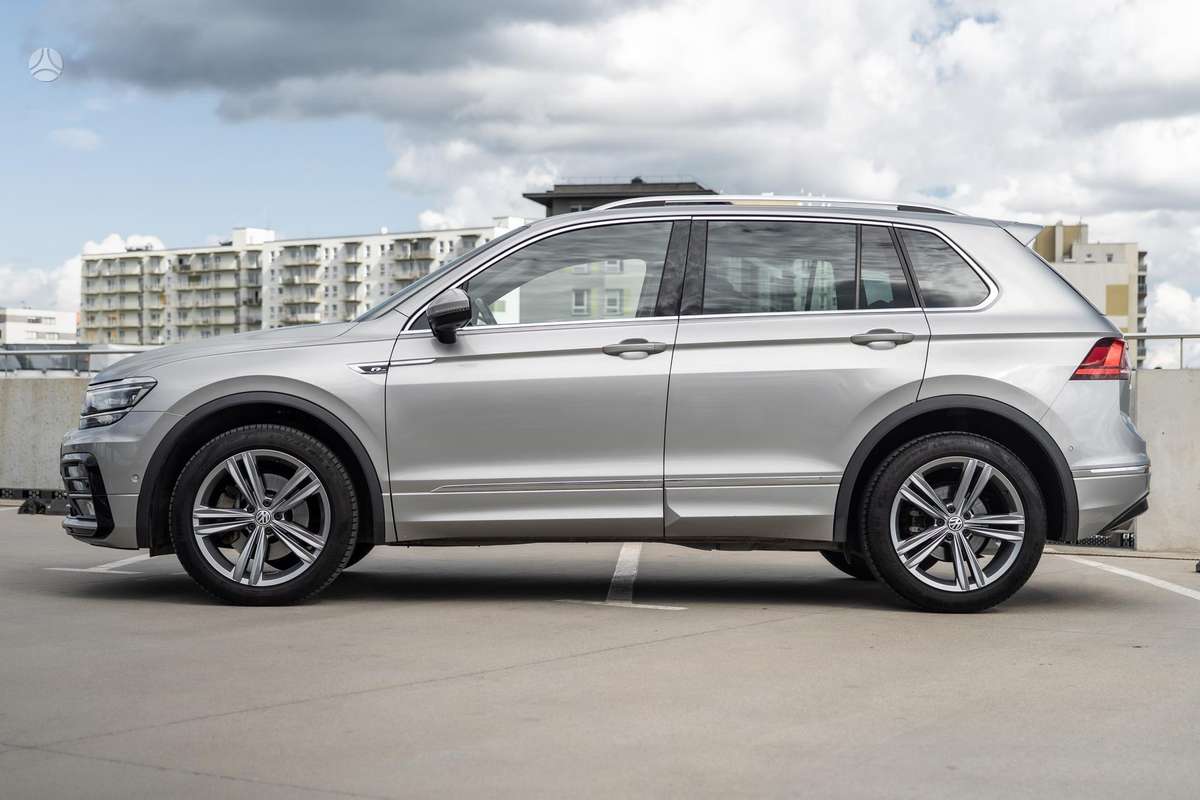 Volkswagen Tiguan - 3