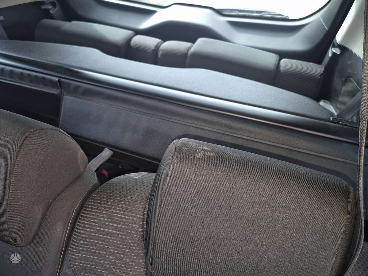 Mazda 5, 1.8 l., Минивэн