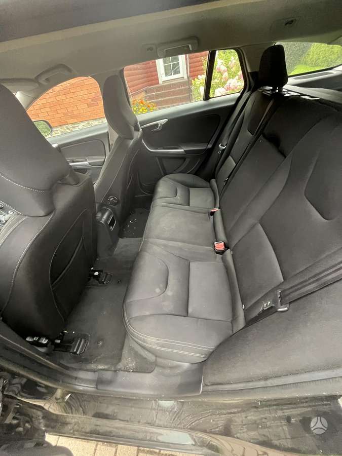Volvo V60, 2.0 l., Универсал