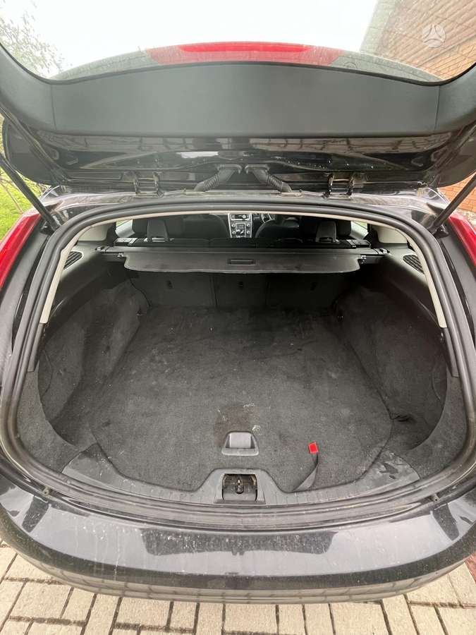 Volvo V60, 2.0 l., Универсал